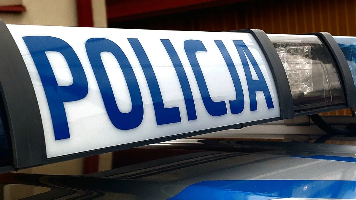 Zatrzymanie sprawcy zniszczenia szklanej gabloty na Rzeszowskim Rynku