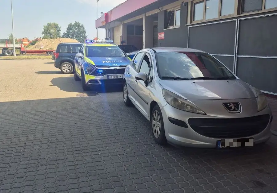 Kierowca Peugeota miał ponad 2 promile alkoholu