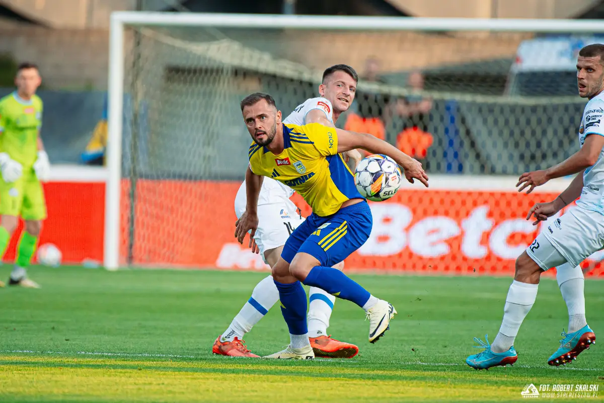 Statystyki meczów Stali Rzeszów z Arką Gdynia