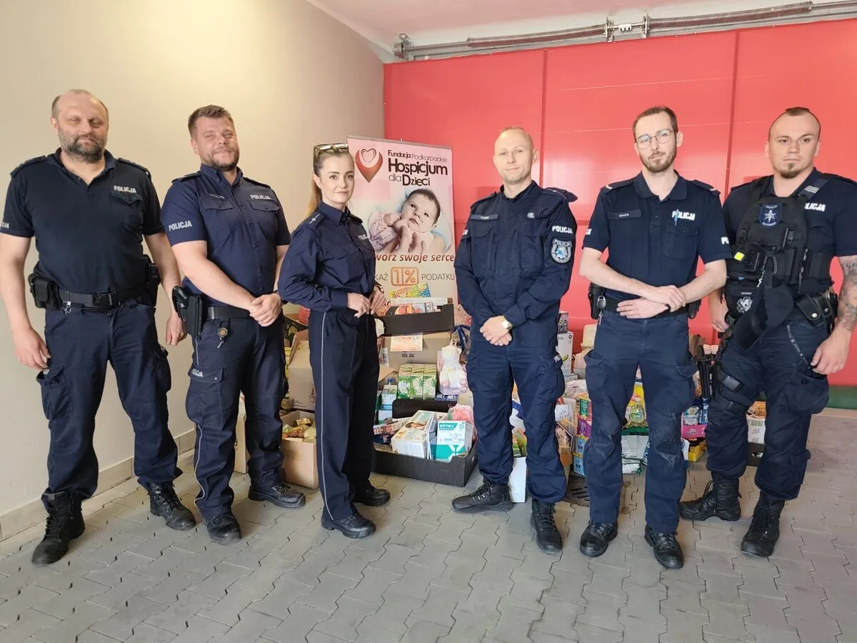 Wsparcie Policji w Rzeszowie dla dzieci z Fundacji Podkarpackie Hospicjum
