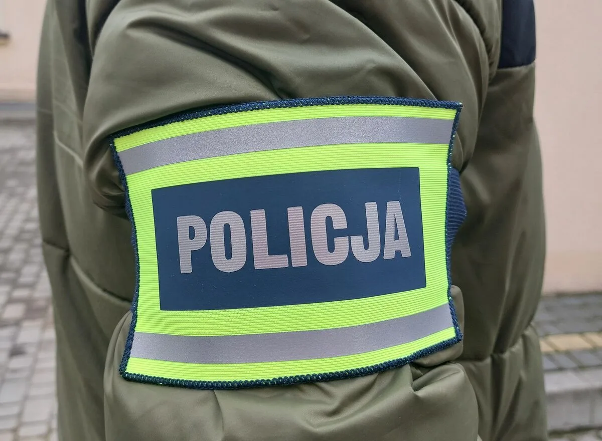 Zatrzymanie trzech osób podejrzanych o rozbój