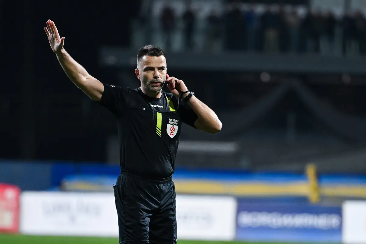 Sebastian Krasny poprowadzi mecz Stal Rzeszów – Chrobry Głogów